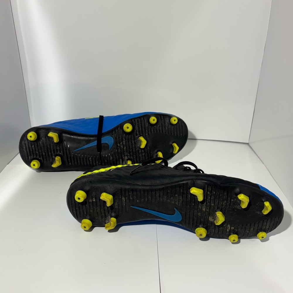 Nike Men’s Black and Blue Soccer Cleats with Yellow Accents - Picture 5 of 6